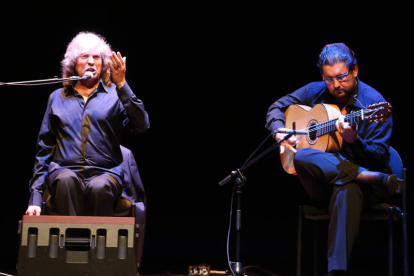 2015: JOSÉ MERCÉ. El artista jerezano presentó en la capital leonesa su último trabajo, ‘40
años de cante’.  MARCIANO PÉREZ