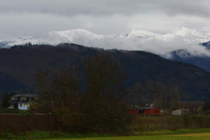 Nieve en las montañas del Bierzo. ICAL