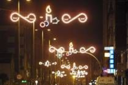 El municipio contará esta Navidad con el encendido de 150 arcos de luces