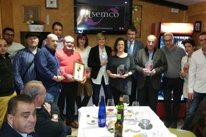 Foto de los premiados por Asemco el pasado sábado.