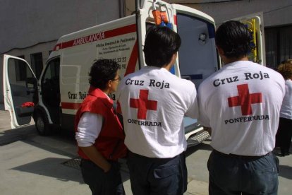 Al plan de inserción laboral de Cruz Roja Ponferrada ya se han acogido 30 personas.