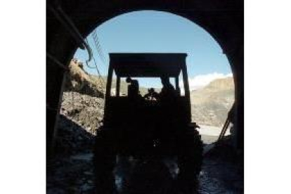 En la foto, una imagen de archivo de una mina de pizarra en León