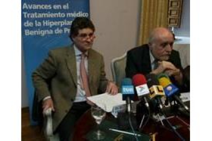 De izquierda a derecha, Francisco Javier Gallo y Manuel Urrutia, especialistas en León y Salamanca