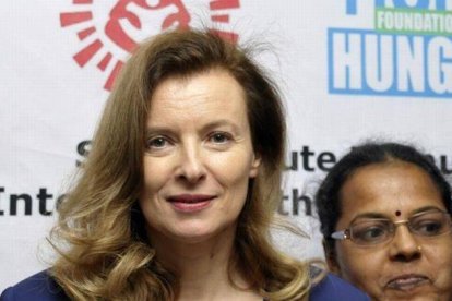 Trierweiler, en su visita de apoyo a la oenegé Acción contra el Hambre, este lunes en Bombay.