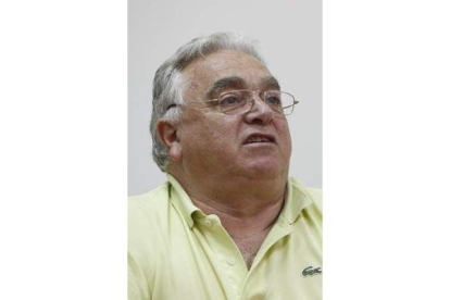 Victorino González.
