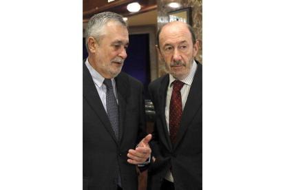 Griñán y Rubalcaba, en una imagen de arhivo.