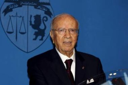 El primer ministro tunecino, Beyi Caid Essebsi, durante una rueda de prensa.