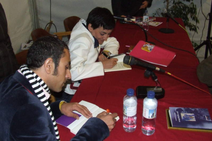 Luis Luna y Lourdes de Abajo firman ‘Almendra’, su primer trabajo conjunto.