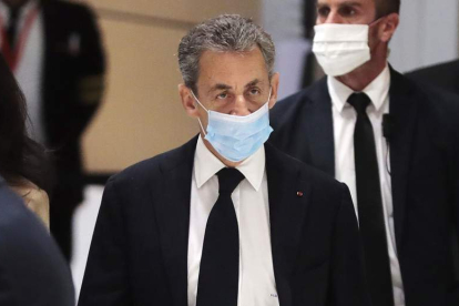 Sarkozy ayer, al llegar al Tribunal de Justicia. CHRISTOPHE PETIT TESSON