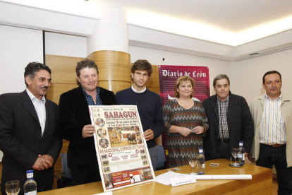 Presentación del cartel en el Club de Prensa.