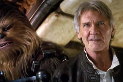 Harrison Ford y Chewbacca, en una escena del filme.