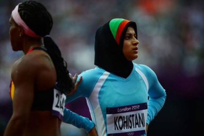 La atleta afgana Tahmina Kohistani, otra de las corredoras que viste el hiyab. Foto: REUTERS