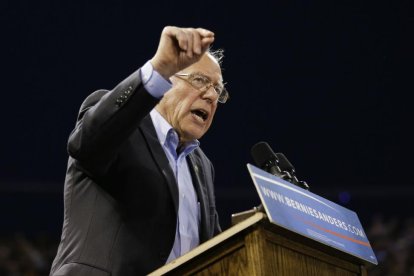 Bernie Sanders, en un acto electoral, el martes en Carson (California).