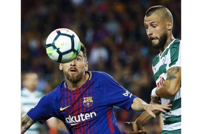 Messi, ante el Eibar, en una imagen de archivo. ALEJANDRO GARCÍA