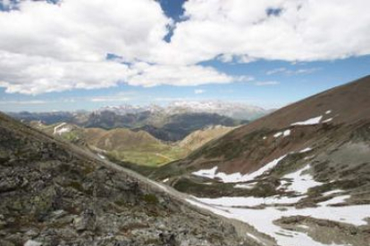 Vistas del valle de Lechada, desde las Agujas de Cardaño, donde se prevé la construcción de la estac