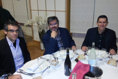 Gallardo, Arribas y Olano, en la cena de ayer en Ponferrada.