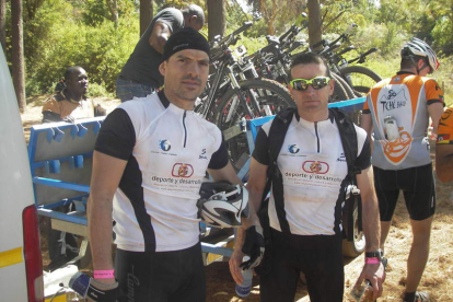 César y Marcos lograron su sueño: acabar la Cape Epic. Eso sí, tuvieron que sufrir al límite.