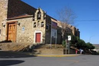 La imagen muestra el entronque de Puerta Sol y Padres Redentoristas, incluido en el remate del eje