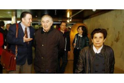 El director de la revista «Turia», Raúl Carlos Maícas, Antonio Gamoneda y su mujer, Ánge