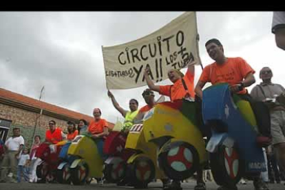 A la pasión de los asistentes se unió el carácter reivindicativo para solicitar la construcción de un circuito de velocidad permante en La Beñeza.