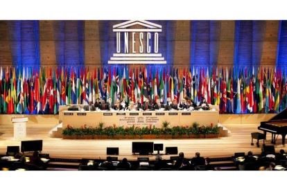 Fotografía de archivo realizada el 25 de octubre de 2011 que muestra la 36ª sesión de la Conferencia General de la UNESCO, en París.