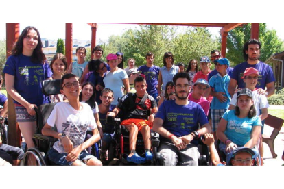 Un total de 110 niños disfrutarán del campamento en Cubillos.