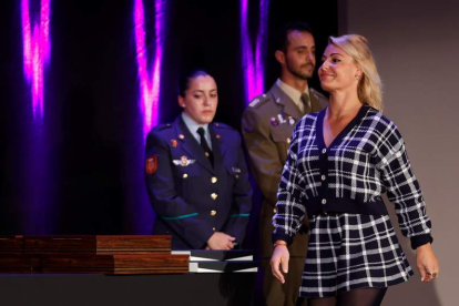 La haltera berciana Lidia Valentín fue reconocida por Defensa como Reservista de Honor. MARISCAL