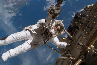 El astronauta Christer Fuglesang, en la Estación Espacial Internacional, en diciembre del 2006.
