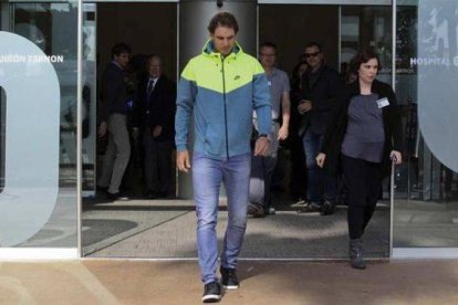 Nadal, a la salida del hospital esta mañana.