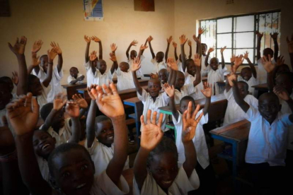 Niños en una escuela africana. DL