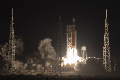 Lanzamiento de la misión Artemis 1 hacia la Luna. EFE