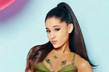 Ariana Grande celebra sus 25 años con un vídeo de su infancia.