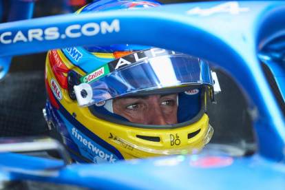 Fernando Alonso llega a su 19ª temporada en Fórmula 1 con la ilusión de un novato. ALEJANDRO GARCÍA