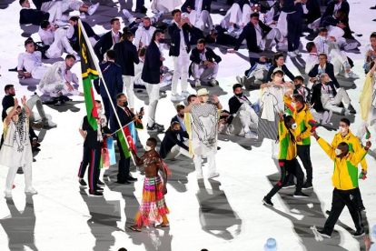 La delegación de Vanuatu en el Estadio Olímpico. EFE/EPA/JOE GIDDENS