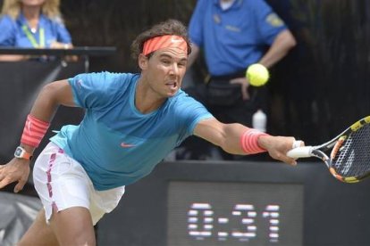 Rafa Nadal, en su partido ante Tomic en Stuttgart.