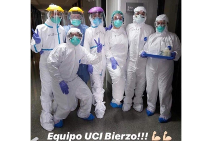 Personal sanitario de la UCI del Hospital del Bierzo.