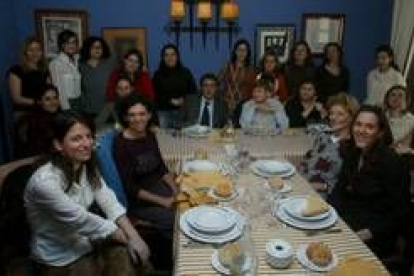 Las mujeres periodistas, durante la comida a la que acudió Javier García Prieto