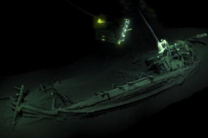 El navío griego descubierto en el lecho del Mar Negro es el barco hundido intacto más antiguo que se conoce.