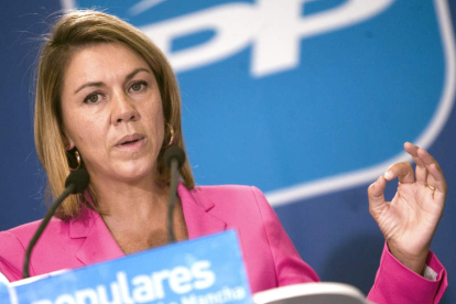 Cospedal, en su intervención en el Comité Provincial del Partido Popular de ayer en El Casar.