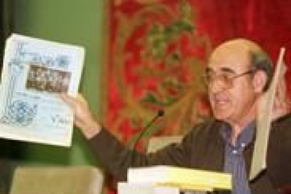 El etnomusicólogo y compositor Miguel Manzano