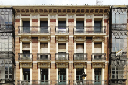 Casa Fernández Llamazares