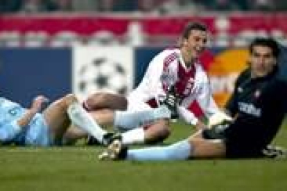 Ibrahimovic consigue el gol para el Ajax ante los célticos Berizzo y Pinto