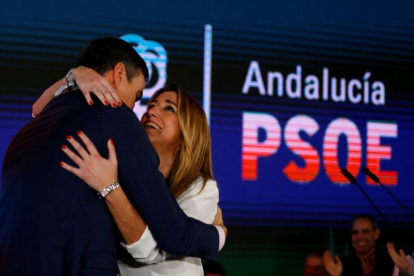 Susana Díaz y Pedro Sánchez, durante el mitin del PSOE en Chiclana de la Frontera.