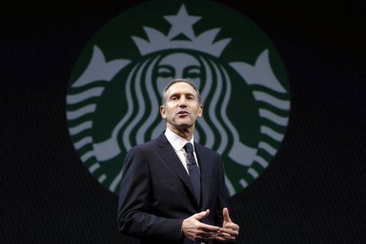 Howard Schultz, presidente de Starbucks.