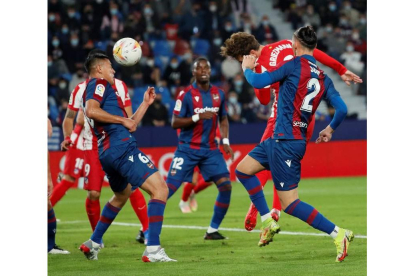 Griezmann anotó el primer gol para el Atlético de Madrid. ALIÑO