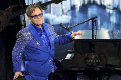 Elton John, durante su actuación en la gala de los Emmy KEVIN WINTER | AFP