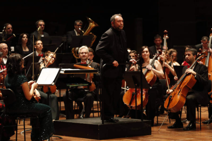 Uno de los conciertos de la orquesta Odón Alonso celebrados en León. JESÚS F. SALVADORES