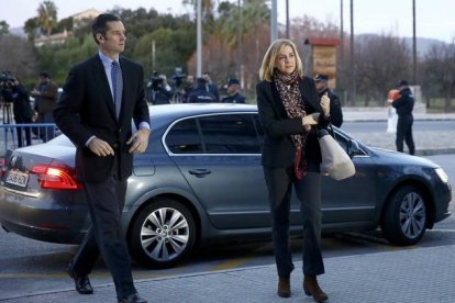 La infanta Cristina y su marido, Iñaki Urdangarin, a su llegada a los juzgados, en Palma, este lunes.