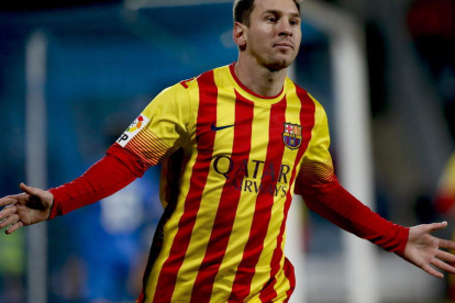 El delantero argentino del Barcelona, Leo Messi, celebra el segundo gol del equipo blaugrana ante el Getafe.
