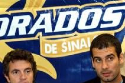 Josep Guardiola, a la derecha, junto a Lillo, entrenador del Dorados